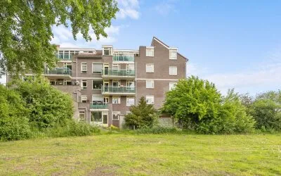 Appartement te koop: Dijkmeent 5, Rietmeent en Dijkmeent Almere