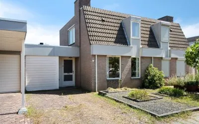 Tussenwoning te koop: Dijkstoel 35, Schalkskamp Oss