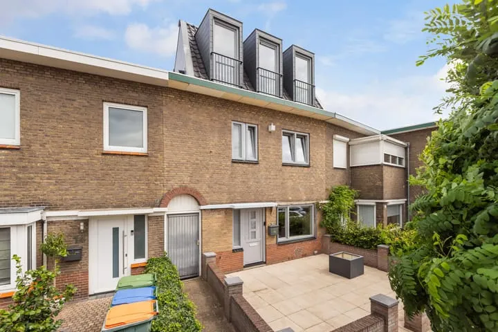 Tussenwoning te koop: Dijkstraat 12, Tuinzigt Breda