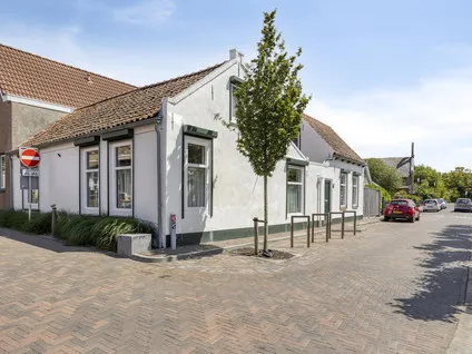 Hoekwoning te koop: Dijkstraat 13, Scharendijke Scharendijke