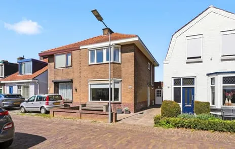 Twee-onder-één-kap te koop: Dijkstraat 48, Zeewijksingel Oost-Souburg