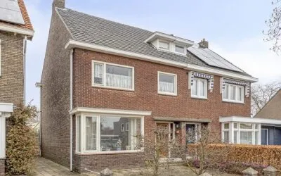 Twee-onder-één-kap te koop: Dijkstraat 60, Centrum Valkenswaard