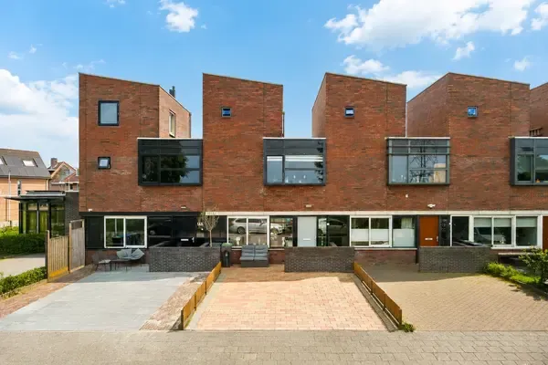 Tussenwoning te koop: Dijkwacht 140, Leyhof Leiderdorp