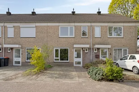 Tussenwoning te koop: Dilleberg 4, Tolberg-Oost Roosendaal