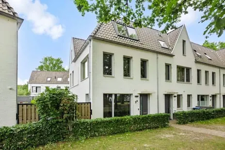 Corner house for sale: Dillenburglaan 5A, Vughtse Heide en Lunetten Vught
