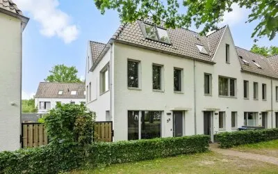 Hoekwoning te koop: Dillenburglaan 5A, Vughtse Heide en Lunetten Vught