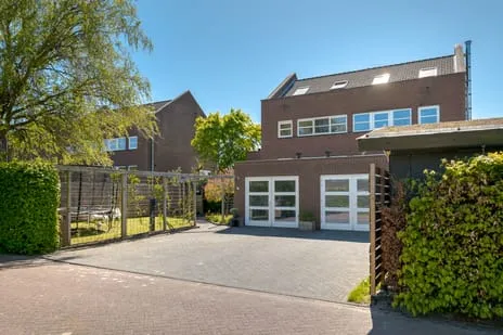 Twee-onder-één-kap te koop: Dilletuin 63, Kloostertuinen Assen