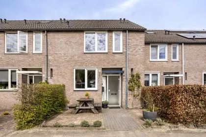 Tussenwoning te koop: Dintel 76A, Tilburg