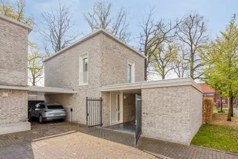 Vrijstaande woning te koop: Diodehof 7, Zwaanstraat Eindhoven