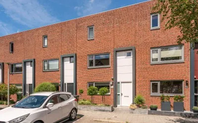Tussenwoning te koop: Dirck Verhagenstraat 16, Schouten Voorhout