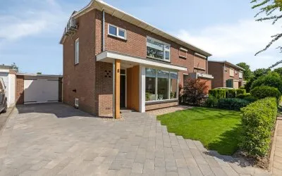 Twee-onder-één-kap te koop: Dirk Boutsstraat 8, Molenwijk Zevenaar