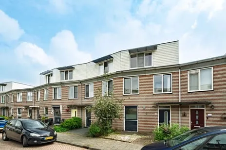 Tussenwoning te koop: Dirk van Delenhage 21, Hagen Nieuwegein