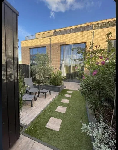 Tussenwoning te koop: Dirk Breebaartstraat 4, Venelaankwartier - Buurt 11 00 Hoorn