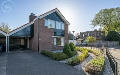 Hoekwoning te koop: Dirkdoensweg 4, Ouddorp centrum Ouddorp