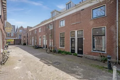 Hoekwoning te koop: Dirklangenstraat 62, Centrum-West Delft