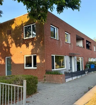 Tussenwoning te koop: Dirkslandstraat 40A, Pendrecht Rotterdam