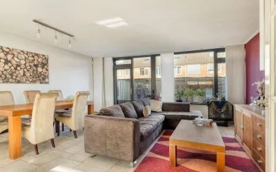Tussenwoning te koop: Discuspad 7, Hellevoetsluis