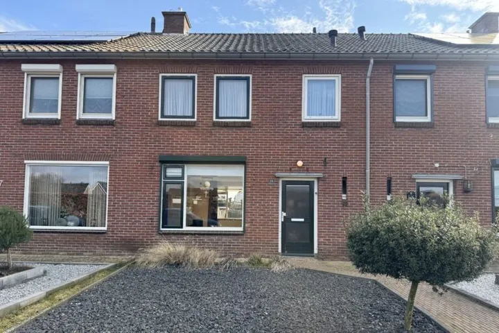 Tussenwoning te koop: Disselsweg 19, Enter-Zuidwest Enter