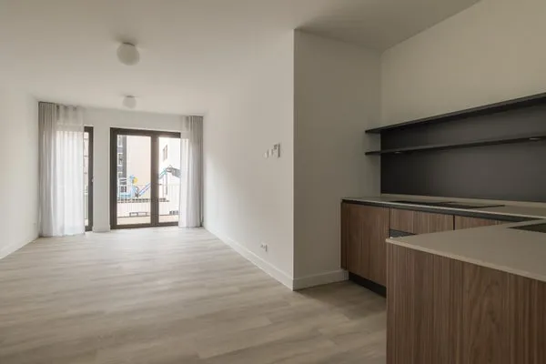Woning te huur: Distelweg, Amsterdam