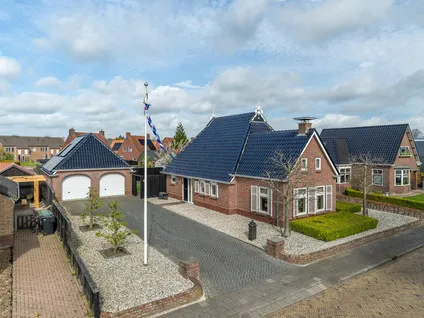 Vrijstaande woning te koop: Doarpsstrjitte 4, De Westereen De Westereen