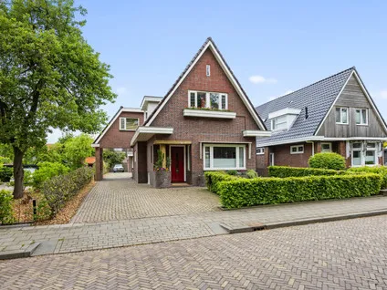 Vrijstaande woning te koop: Doarpsstrjitte 52, Surhuizum Surhuizum