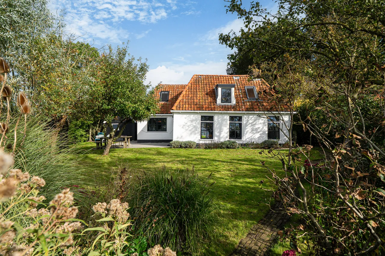 Vrijstaande woning te koop: Doarpswei 26, Greonterp