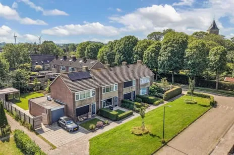 Tussenwoning te koop: Dobbelân 6, Easterein Easterein