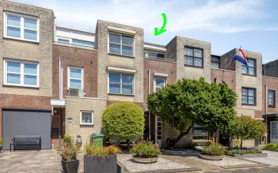 Tussenwoning te koop: Doctor Schaepmanlaan 1C, Fatima-villapark Roosendaal