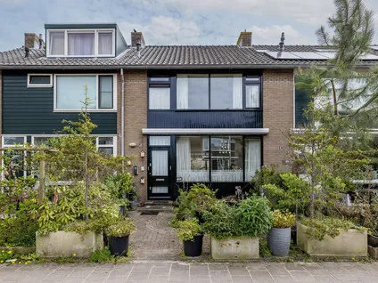 Tussenwoning te koop: Doctor Abraham Kuyperstraat 38, Staatsliedenbuurt/Vijfakkers Moordrecht