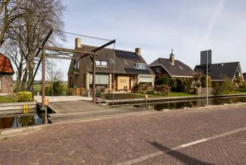 Twee-onder-één-kap te koop: Doctor van Noortstraat 95A, Kern Stompwijk Leidschendam