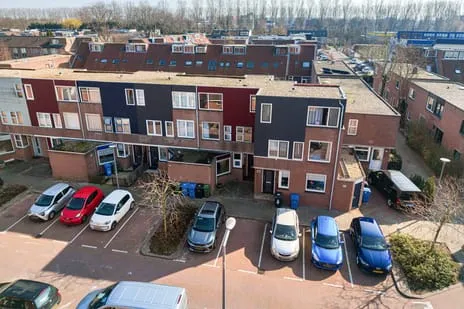 Tussenwoning te koop: Does 18, Rotterdam