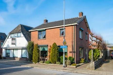 Tussenwoning te koop: Doetinchemseweg 32, Varsseveld Varsseveld
