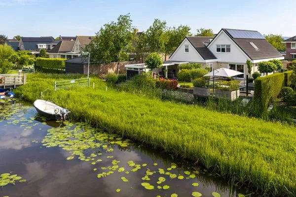 Vrijstaande woning te koop: Doetse Vliet 14, Giessenburg
