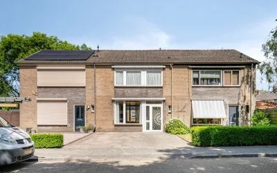 Tussenwoning te koop: Dokter A.Hoynck van Papendrechtstraat 34, Dokter A.Hoynck van Papendrechtstraat-Dokter Duchateaustraat Bergeijk