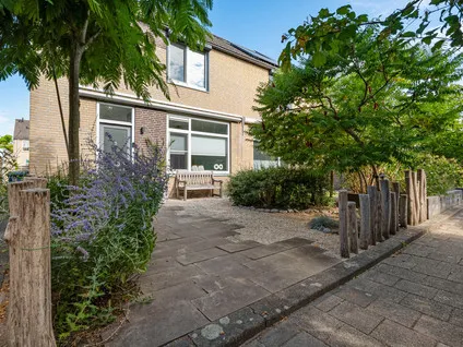Corner house for sale: Dokter Bauerstraat 78, Stalkaarsen Gorinchem
