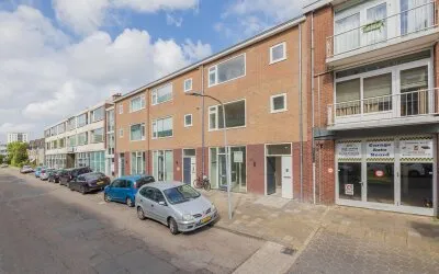 Appartement te huur: Dokter De Liefdestraat 12, Schrijversbuurt Haarlem