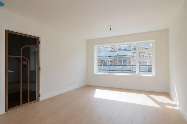 Appartement te huur: Dokter De Liefdestraat 12, Schrijversbuurt Haarlem