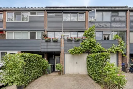 Tussenwoning te koop: Dokter Kanterslaan 236, Esterveld Grave