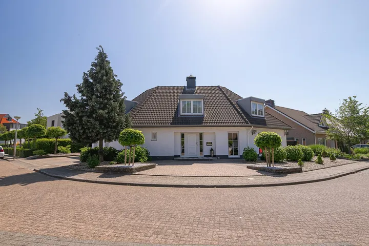 Vrijstaande woning te koop: Dokter Limpensstraat 3, Vink Kerkrade