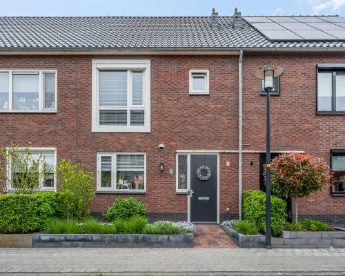 Tussenwoning te koop: Dokter van de Kolkstraat 8, Nijkerkerveen-Noord Nijkerkerveen