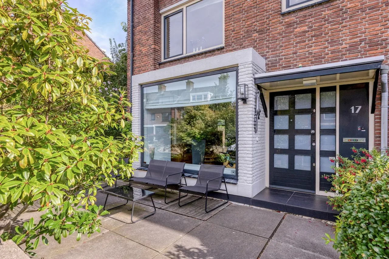 Hoekwoning te koop: Dokter van der Knaaplaan 17, Rijswijk (Zh)
