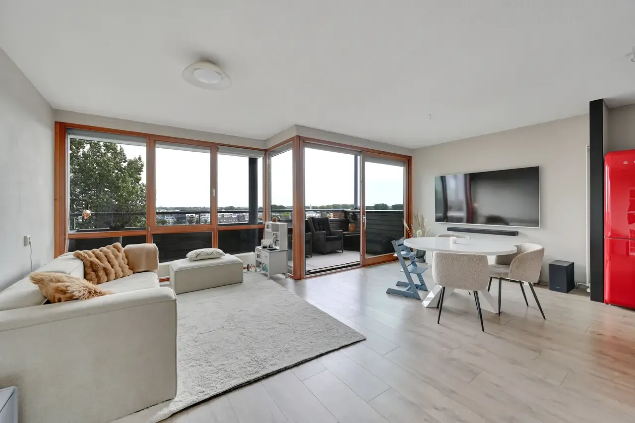 Appartement te koop: Dokter Van Ledestraat 136, Leidschendam