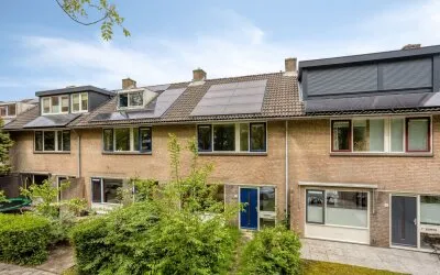 Tussenwoning te koop: Dokter van Nieveltweg 10, Centrum-Zuid Castricum