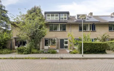 Terraced house for sale: Dokter van Nieveltweg 6, Centrum-Zuid Castricum