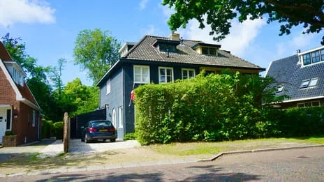 Twee-onder-één-kap te koop: Dokter van Peltlaan 24, Elkshove Bergen (Nh)