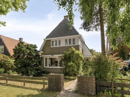 Vrijstaande woning te koop: Dokter van Peltlaan 60, Elkshove Bergen (Nh)