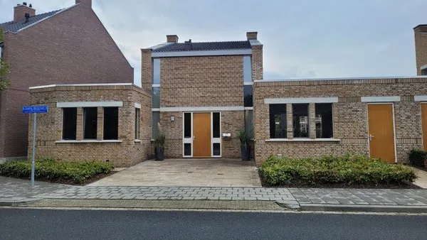 Huurwoning: Dokter Bärstraat in Roermond - €1.800 per maand