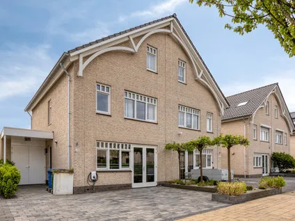 Tussenwoning te koop: Dokter Diamantlaan 78, Strand en Duin Hoek Van Holland