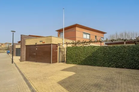 Vrijstaande woning te koop: Dokter Duyvendakhof 28, Oud-Beijerland Croonenburghwijk Oud-Beijerland