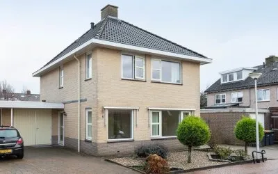 Hoekwoning te huur: dokter Eshuisstraat 2, Tubbergen west Tubbergen